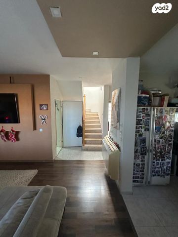 דו משפחתי, עורב 35, מעוף, ערד