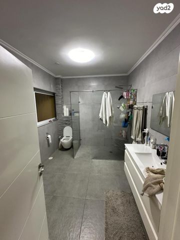 דו משפחתי, עורב 35, מעוף, ערד