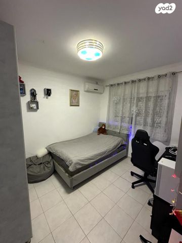 דו משפחתי, עורב 35, מעוף, ערד