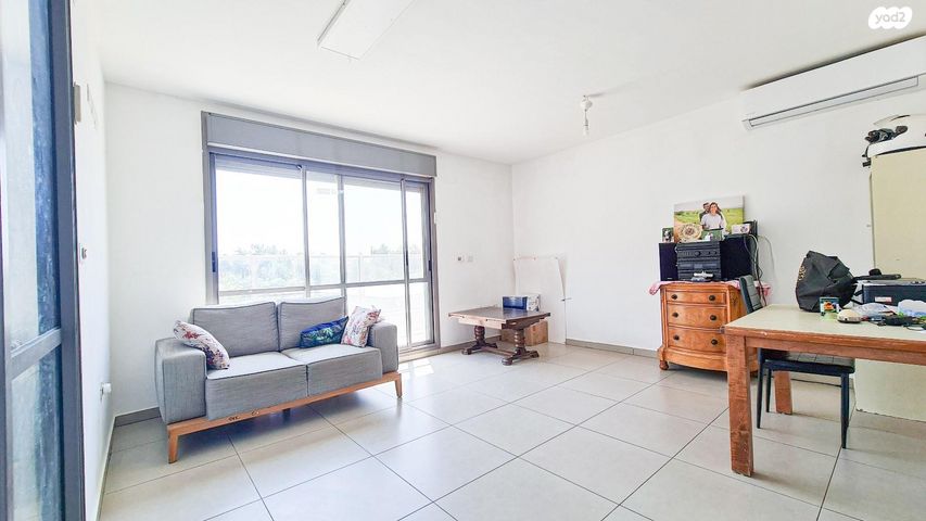 דירה, תאנה 52, החורש, חריש