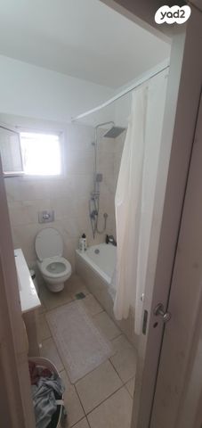 דירה, מבצע נחשון 6, נווה אפק, ראש העין