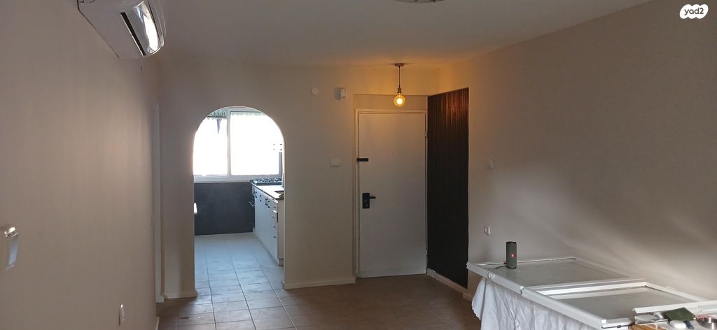 יצחק בן צבי 30