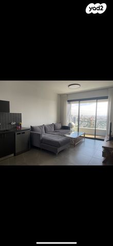 דירה, ישראל טל 7, מונטיפיורי, הרכבת, תל אביב יפו