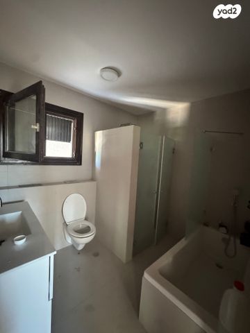 בית פרטי/ קוטג', נתיב העשרה, נתיב העשרה, נתיב העשרה