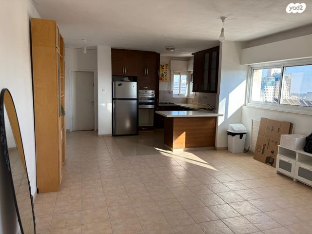 דירה, מרדכי עליאש 8, מרכז העיר, ירושלים