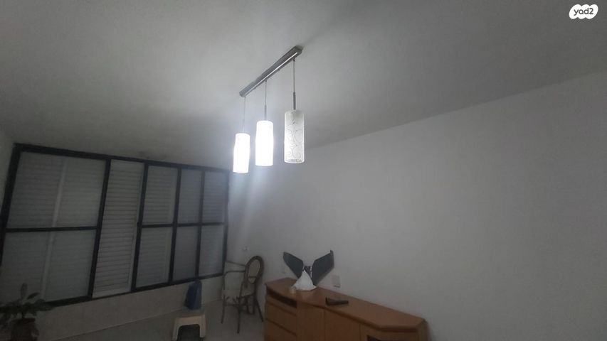 כ"ט בנובמבר 10