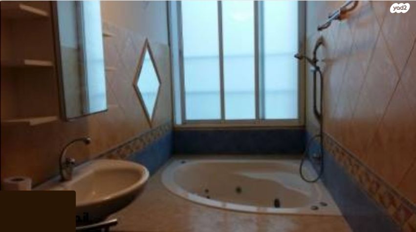 דירה, אהרון קרון 27, ראשונים, ראשון לציון