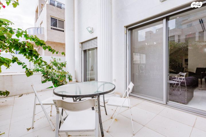 בית פרטי/ קוטג', הזוהר 16, נוף הטיילת, נתניה