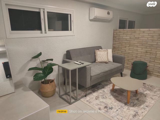 יחידת דיור, הזית 31, אורנית, אורנית