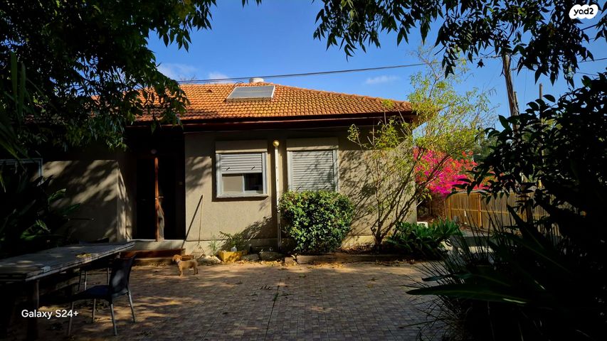 משרדים, צאלון 7, ניר צבי, ניר צבי