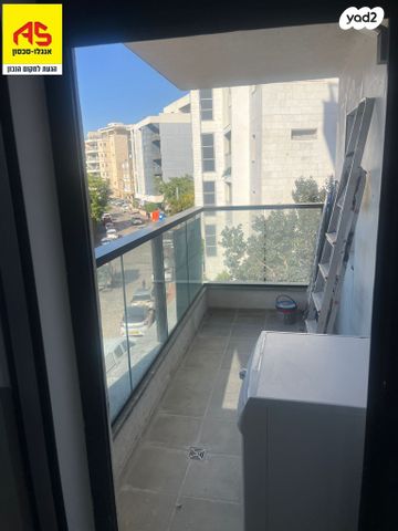 דירה, הפרטיזנים, נווה עמל, הרצליה