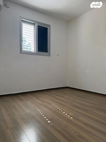 דירה, נהריים, נווה שרת, תל אביב יפו