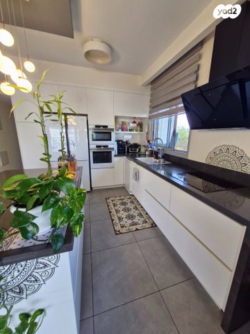 גג/ פנטהאוז, וייצמן, עיר, מרכז העיר, נהריה