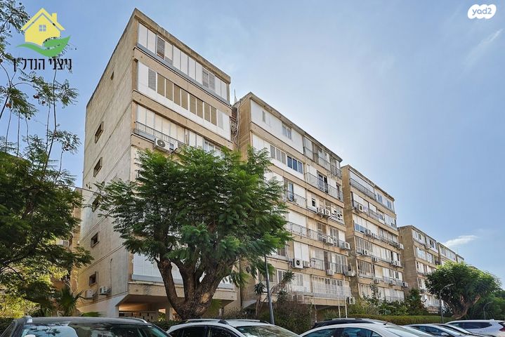 דירה, החבצלת 3, קיראון, קרית אונו