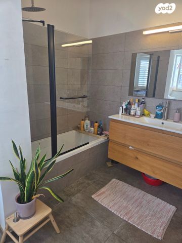 דופלקס, שדרות בן גוריון, נווה סביון, אור יהודה