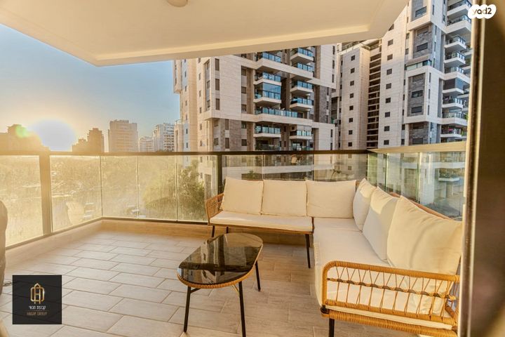 דירה, הברוש, פארק המושבה, באר יעקב