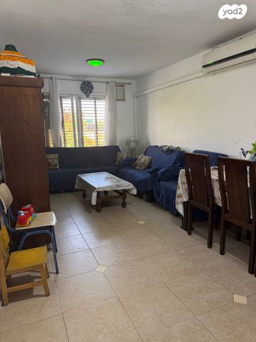 דירה, שדרות בגין 2, כפר יונה