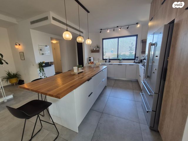 בית פרטי/ קוטג', עמק החולה, קדימה צורן