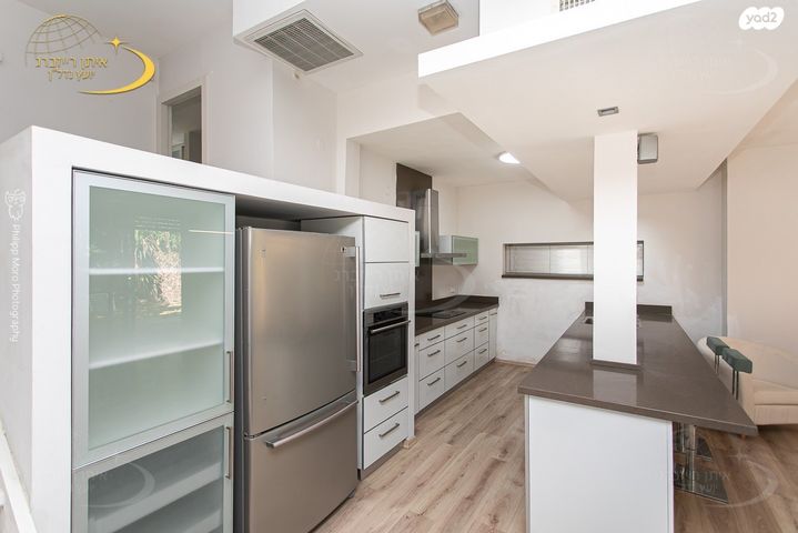 דו משפחתי, פרנק פלג, הוד הכרמל, דניה, חיפה