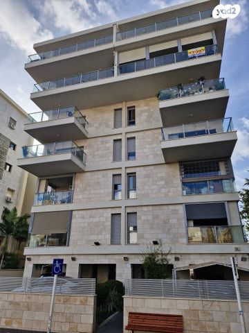 גג/ פנטהאוז, וייצמן, עיר, מרכז העיר, נהריה