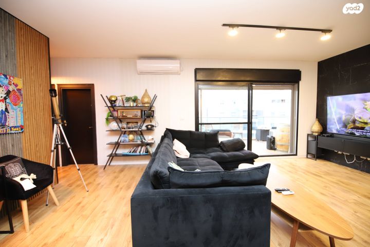 גג/ פנטהאוז, עוגן, גלי כרמל, טירת כרמל