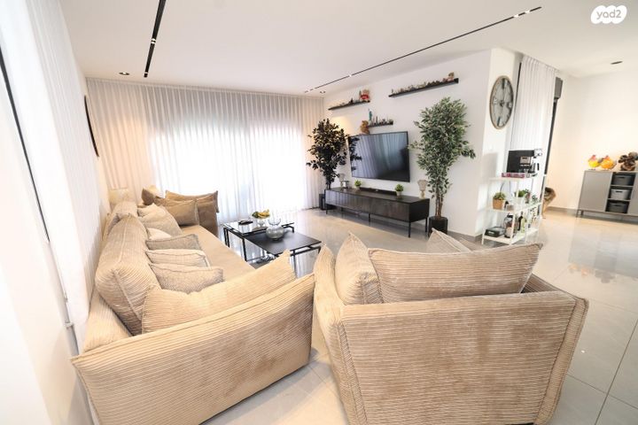 גג/ פנטהאוז, נחל דליות 9, באר שבע