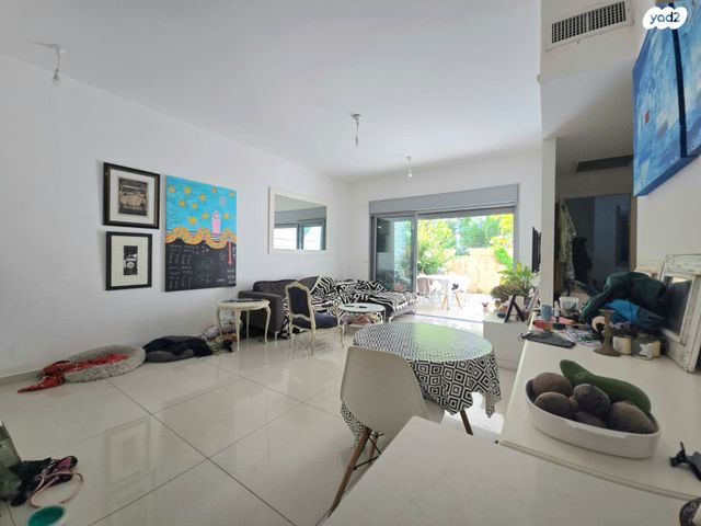 דירת גן, ע. הלל 12, נווה זמר, רעננה