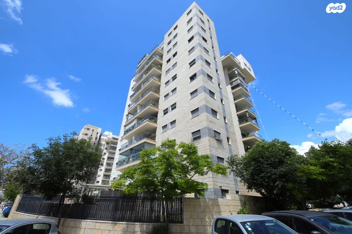 גג/ פנטהאוז, עוגן, גלי כרמל, טירת כרמל