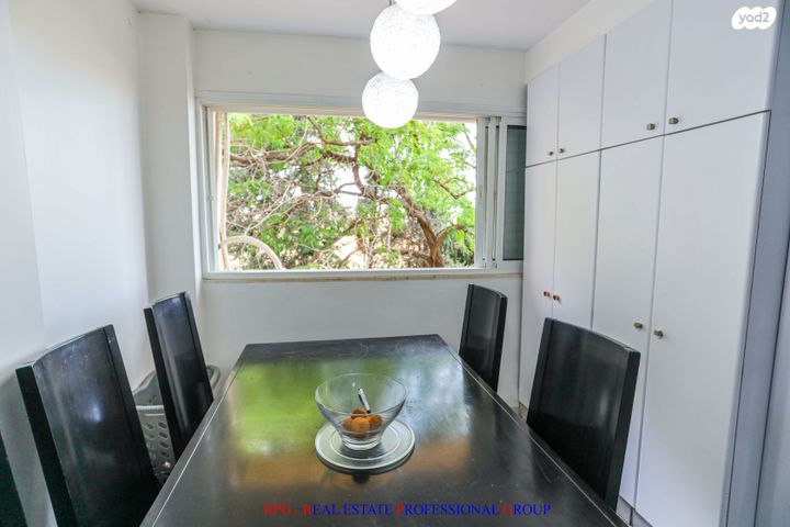 דירה, כורזים, נווה שרת, תל אביב יפו