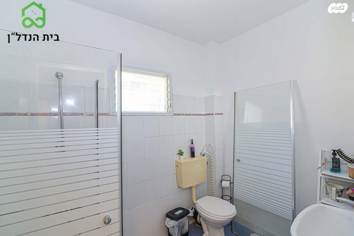 דו משפחתי, הגלעין 8, פרדס חנה כרכור