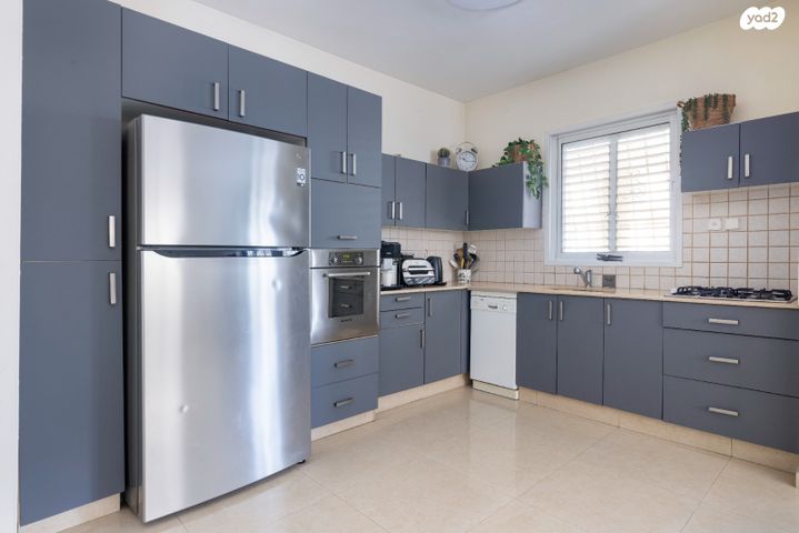 דירה, שלמה גולדין, ג' / מרכז מזרח העיר, רחובות