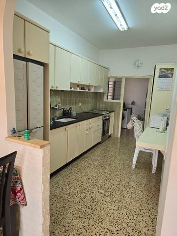 דירה, ש"י עגנון, קרית ים  א', קרית ים