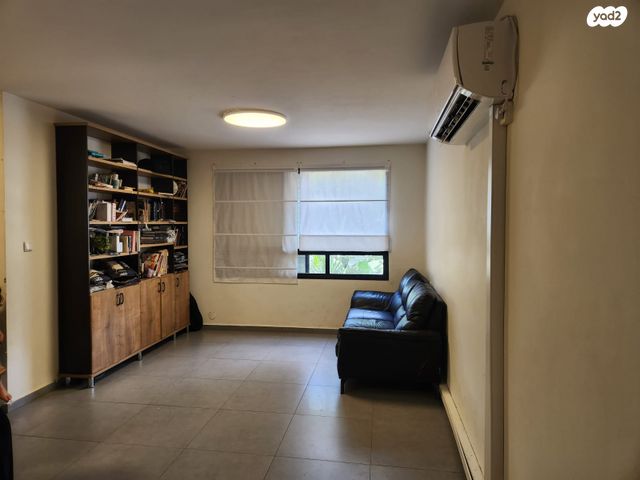 דירה, בית שמאי 4, רמת השרון