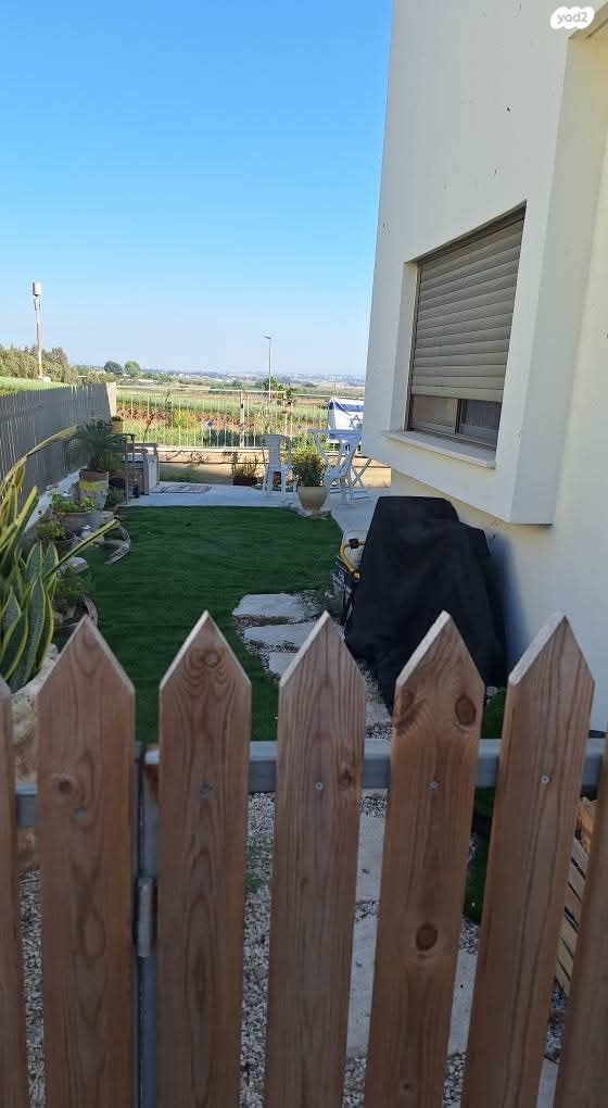 דו משפחתי, רמת ישי