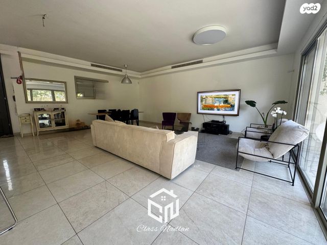 בית פרטי/ קוטג', רמת חן, רמת גן