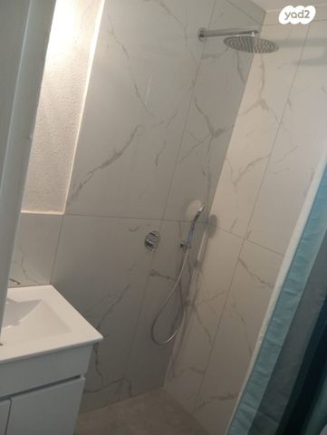 דירה, הרצל 51, עכו