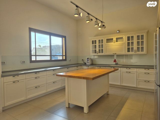 בית פרטי/ קוטג', גן יבנה