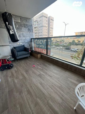 דירה, אריאל שרון, נווה שרון / שער העיר, נתיבות