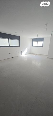 גג/ פנטהאוז, יותם, שמבור, חיפה