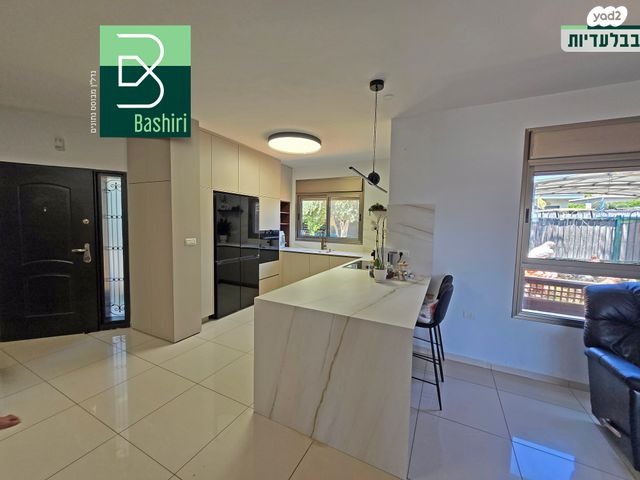 בית פרטי/ קוטג', 8677, כפר הנשיא, כפר הנשיא