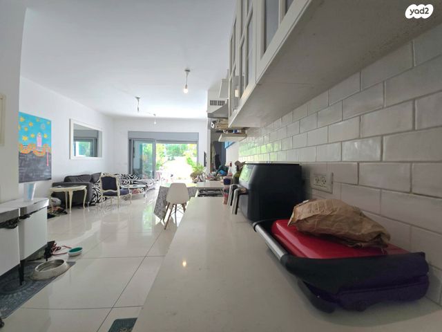 דירת גן, ע. הלל 12, נווה זמר, רעננה