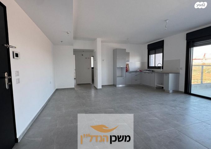 גג/ פנטהאוז, יער ביריה, לוד