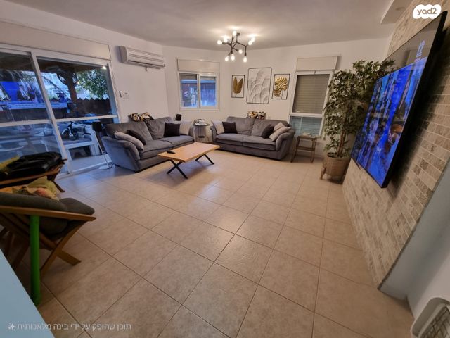 דירת גן, מגדל העמק