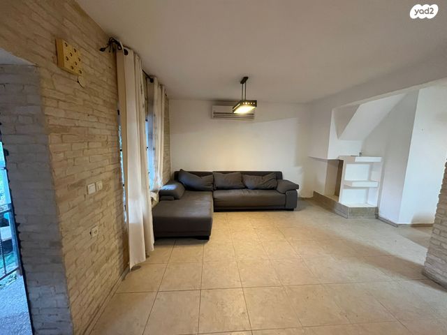 דירה, הרצל 90, שיכון ג', קרית שמונה