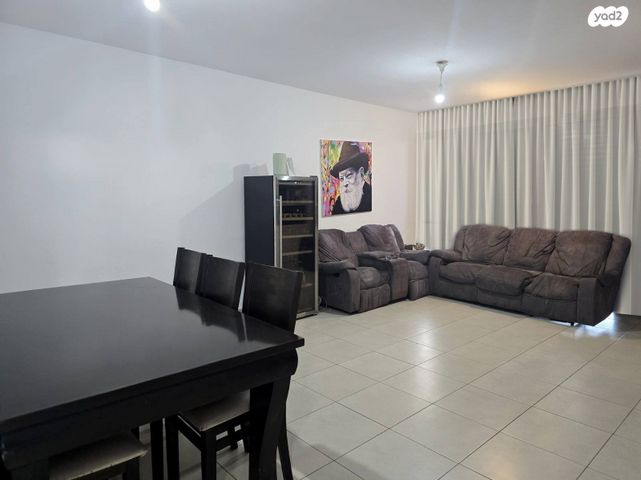 דירה, בעל התניא, בעל התניא, לוד