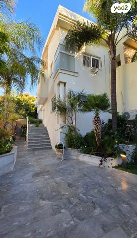 בית פרטי/ קוטג', הרימון, גבעת סביון החדשה, גני תקווה