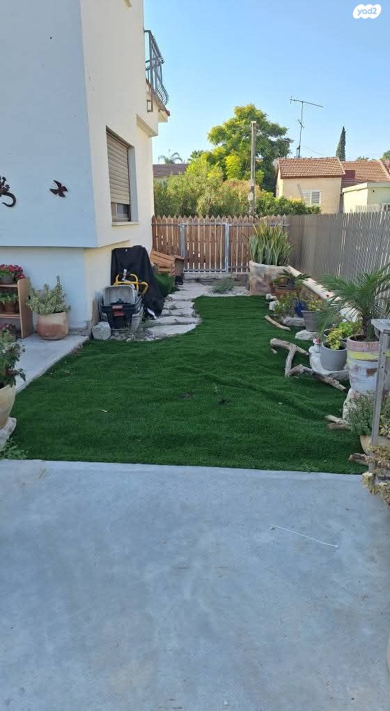 דו משפחתי, רמת ישי