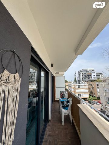 דירה, שכונת גפן, רמת גן