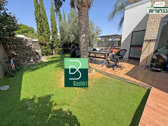 בית פרטי/ קוטג', 8677, כפר הנשיא, כפר הנשיא