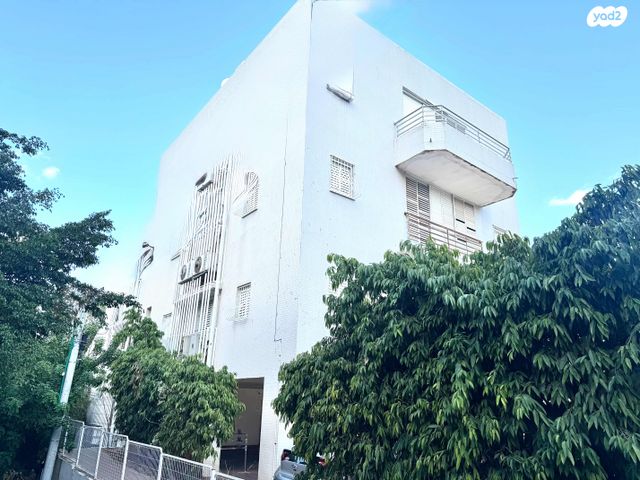 דירת גן, מעלה הצופים 20, שכונת חשמונאים, מרכז העיר א, רמת גן